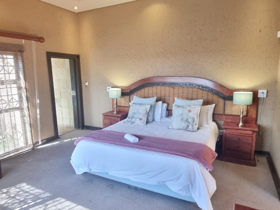 10 Bedroom Property for Sale in Heuwelsig Free State